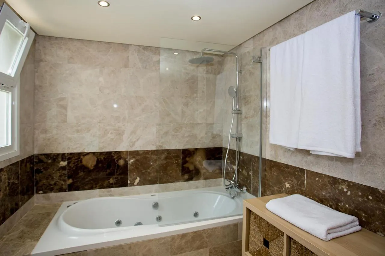 Willa Manilva Townhouse With Spectacular Views Of Gibraltar Hiszpania