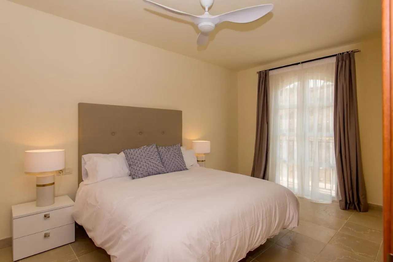 Willa Manilva Townhouse With Spectacular Views Of Gibraltar 0*,  Hiszpania